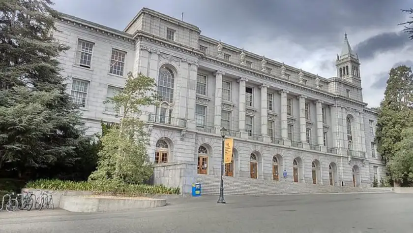 法学院/校园实景