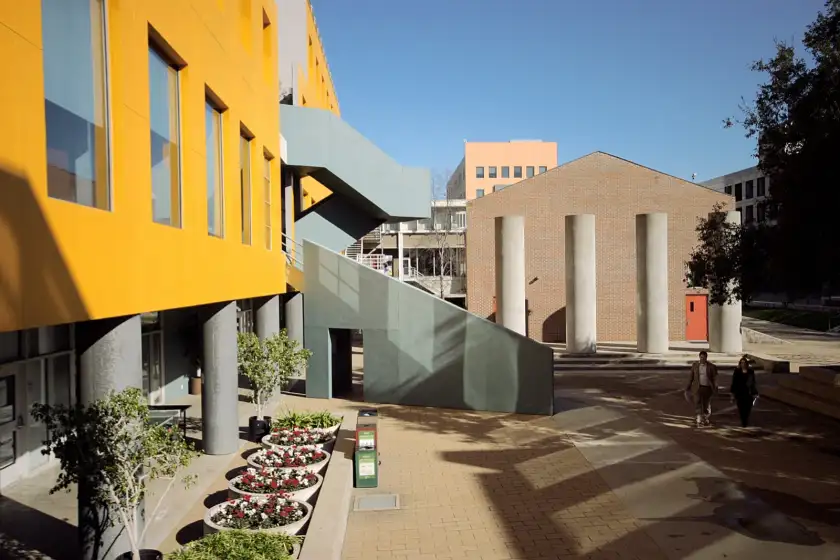 法学院/校园实景