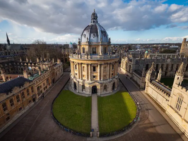 University of Oxford Faculty of Law